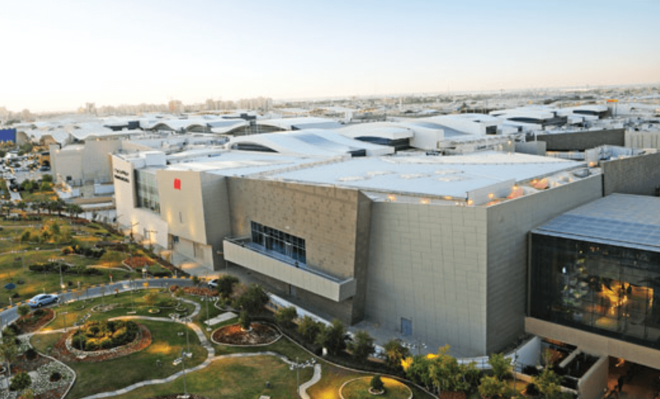 J3 Mall, Avenues